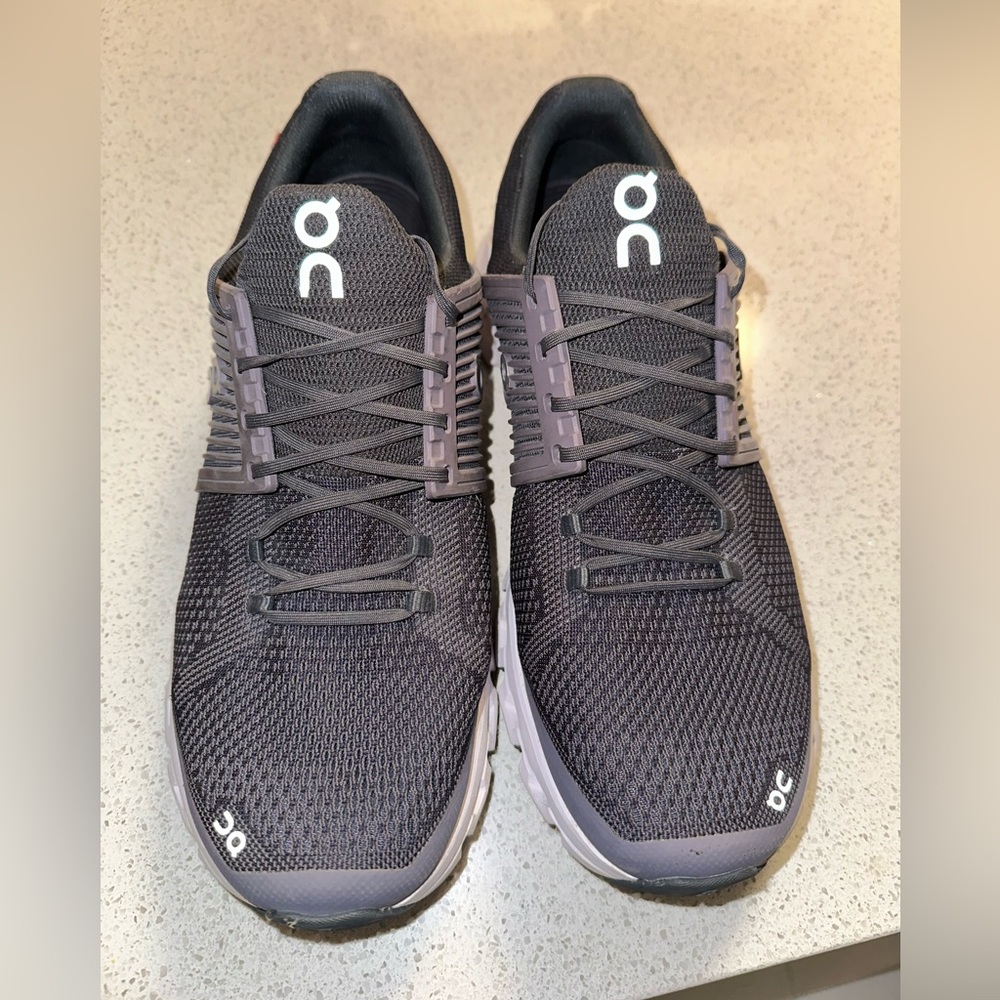 Lightly Worn On Running CloudSwift 2 Men’s Shoes Size 11 - Gray